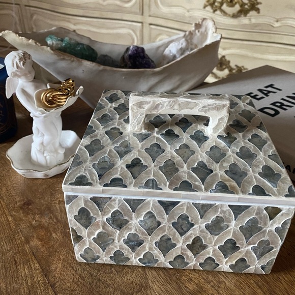 Other - Beautiful Moroccan tile style large jewelry box NWT